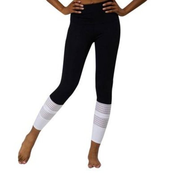 Onzie Pants - Onzie Midi Racer Leggings size medium 2028 $62